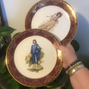 Elegant Gold and Burgundy Decorative Plates Pinky & Blue Boy
